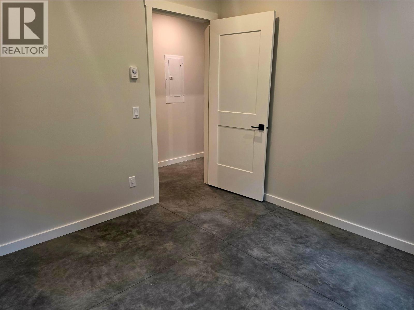 2801 Harlow Road Property Photo 50