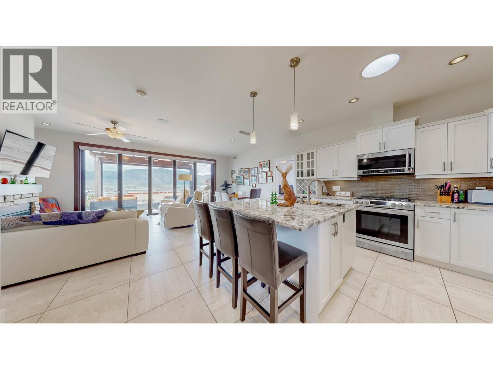 2000 Valleyview Drive Unit# 20 Property Photo 2