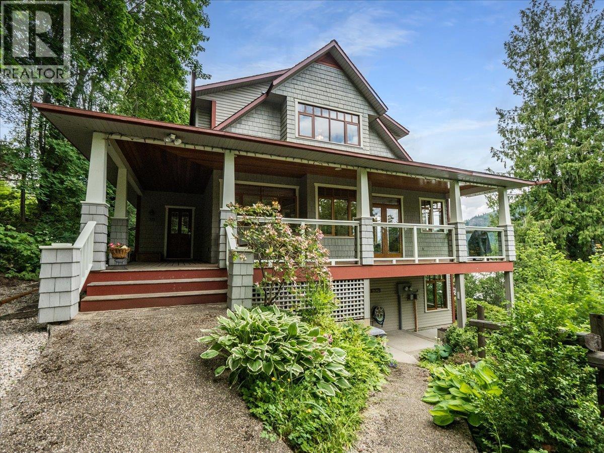 711 Regent Street Property Photo 1