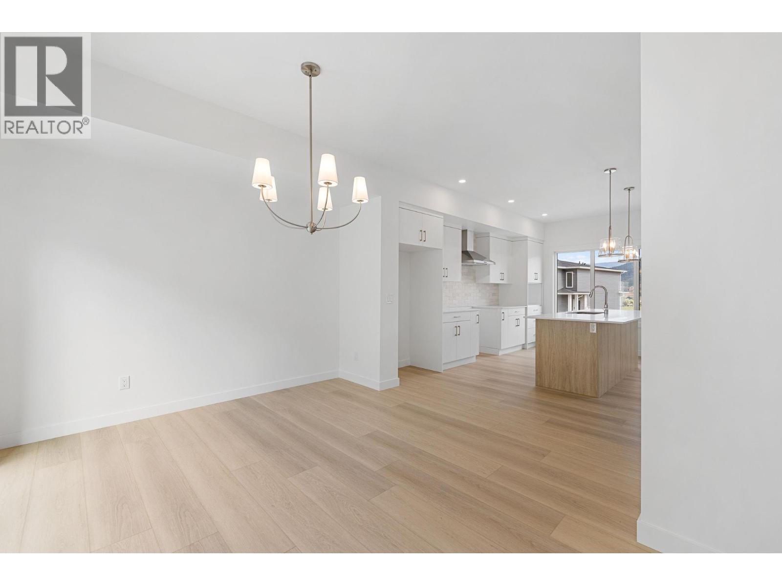 434 Arrowleaf Rise Property Photo 14