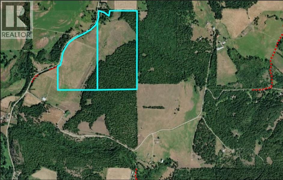 2465 Mabel Lake Road Property Photo 6