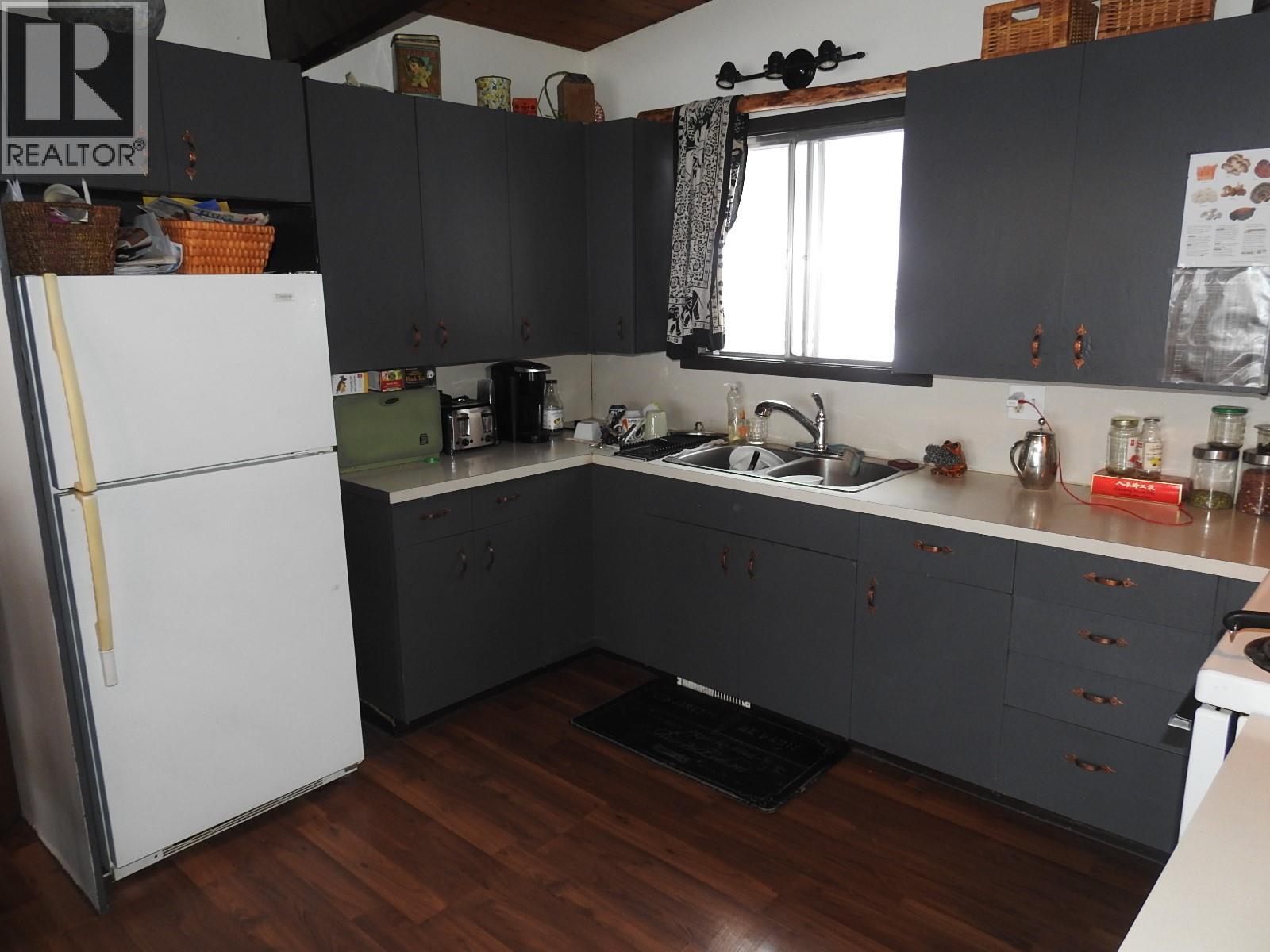 43 Sigalet Road Property Photo 44