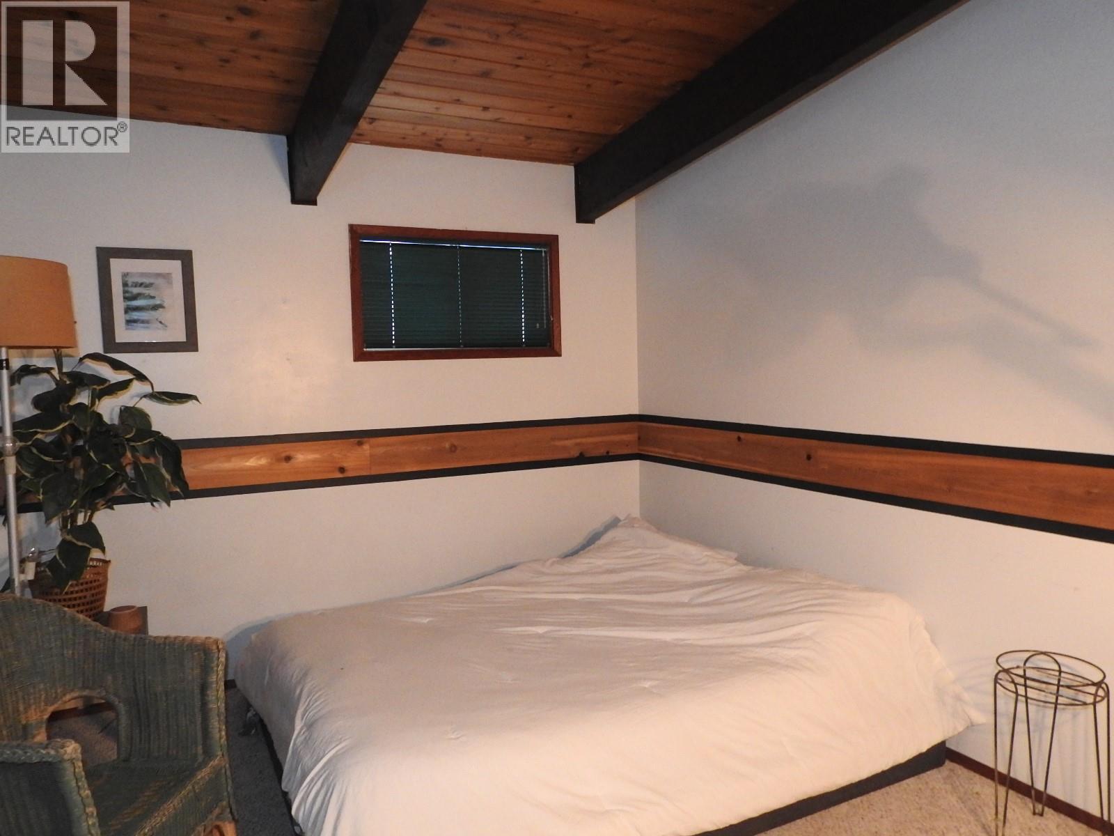 43 Sigalet Road Property Photo 60