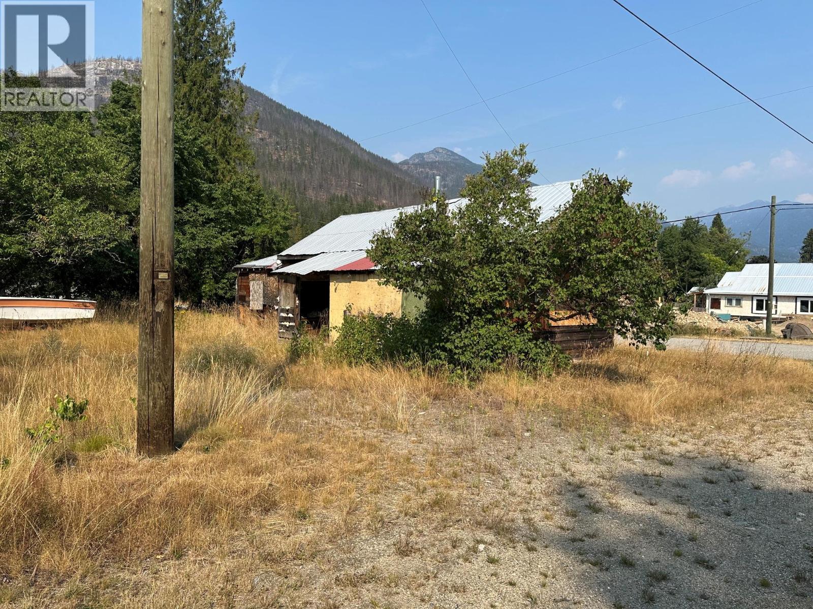315 Fletcher Avenue Property Photo 2