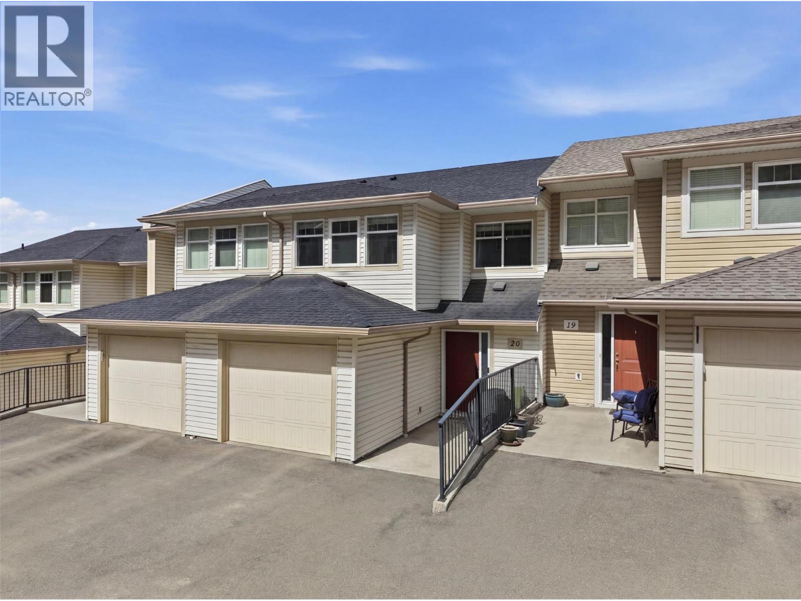 1990 Pacific Way Unit# 20 Property Photo 2