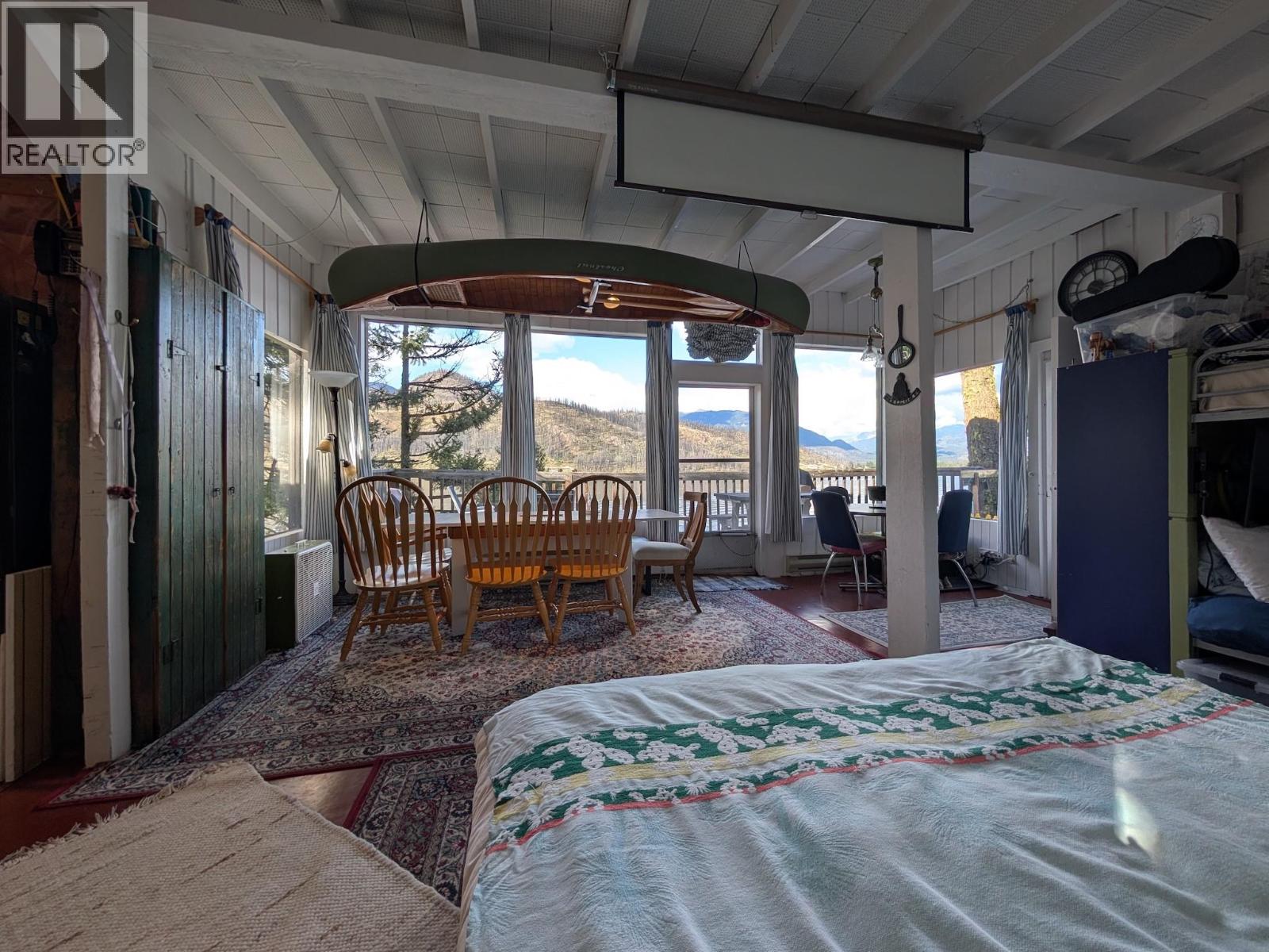 200 Mills Road Property Photo 15