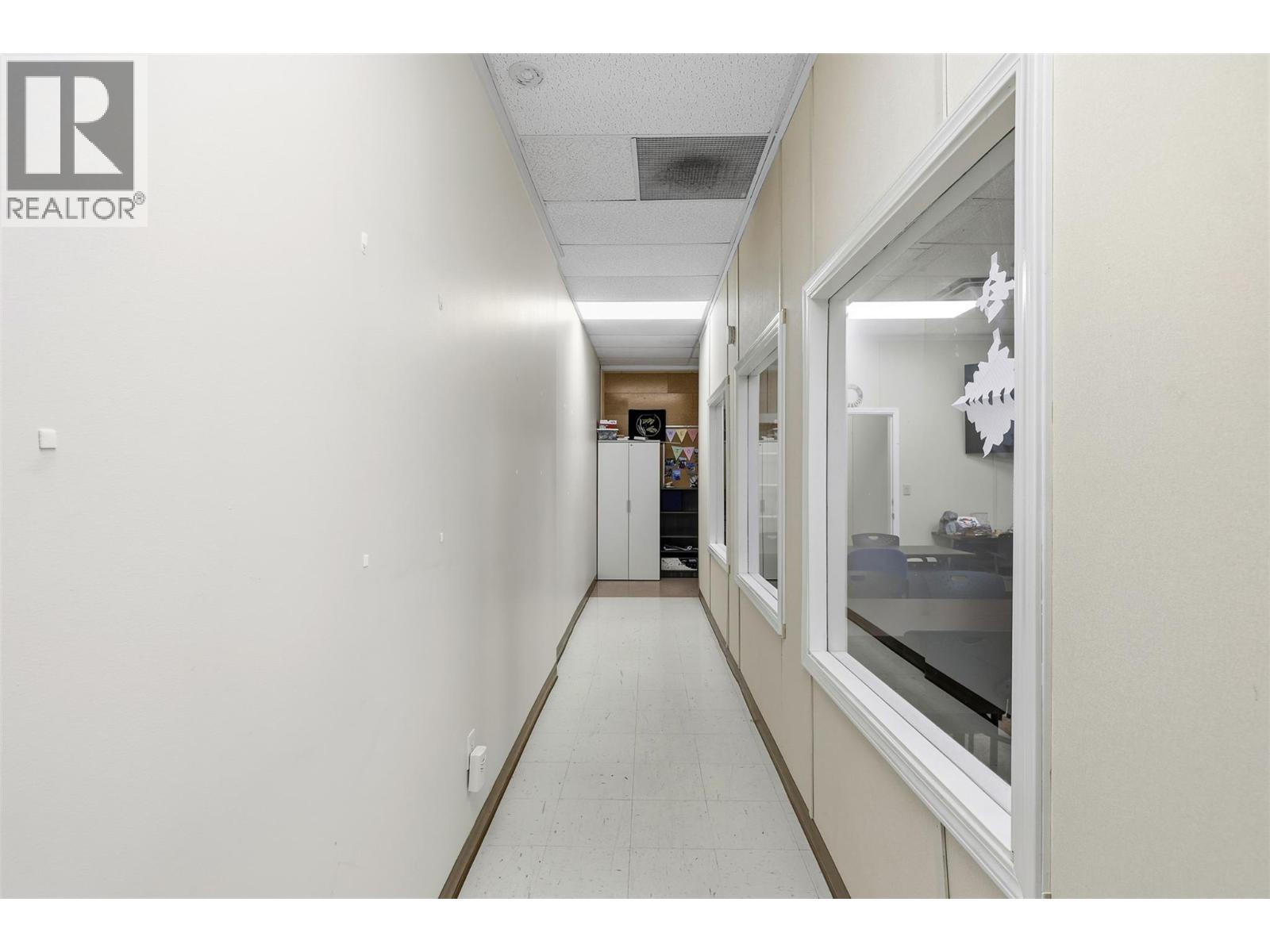 182b Tranquille Road Property Photo 3