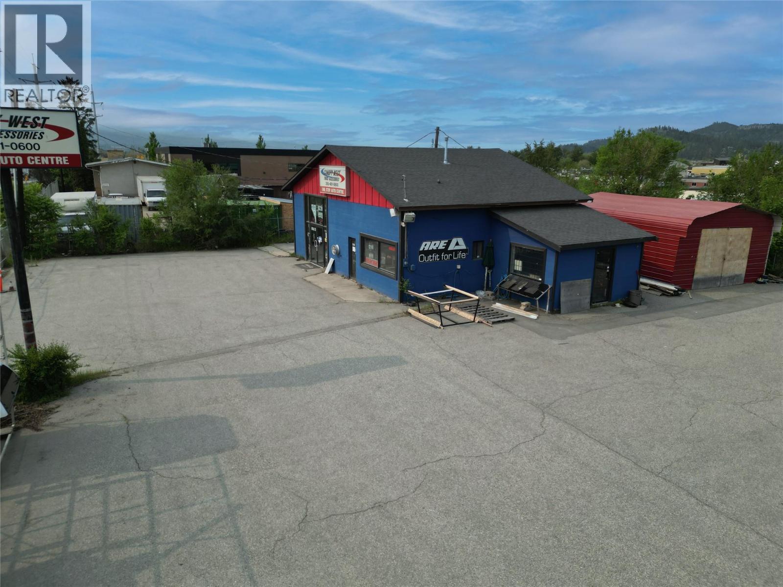 4042 97 Highway Property Photo 6
