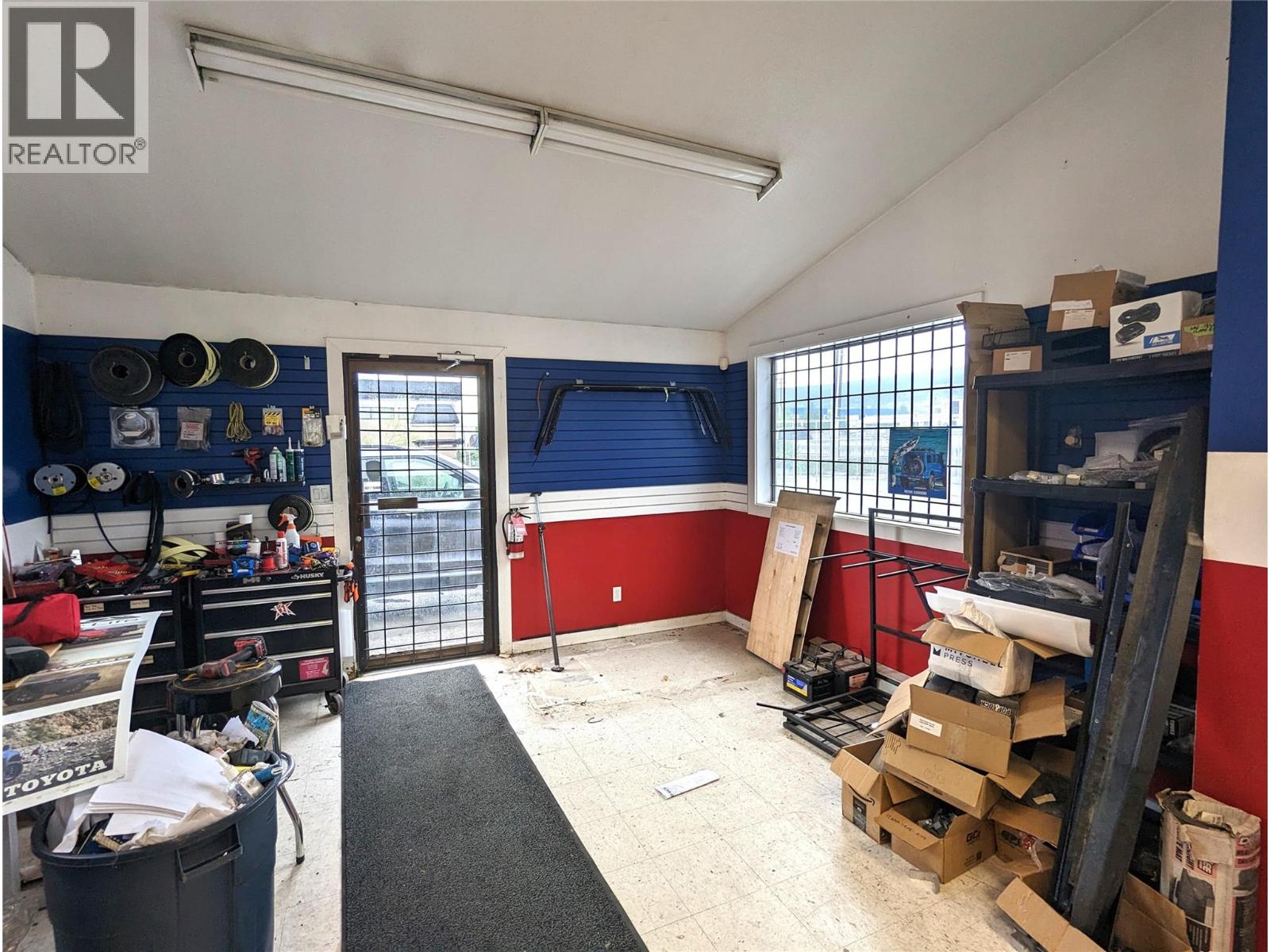 4042 97 Highway Property Photo 10