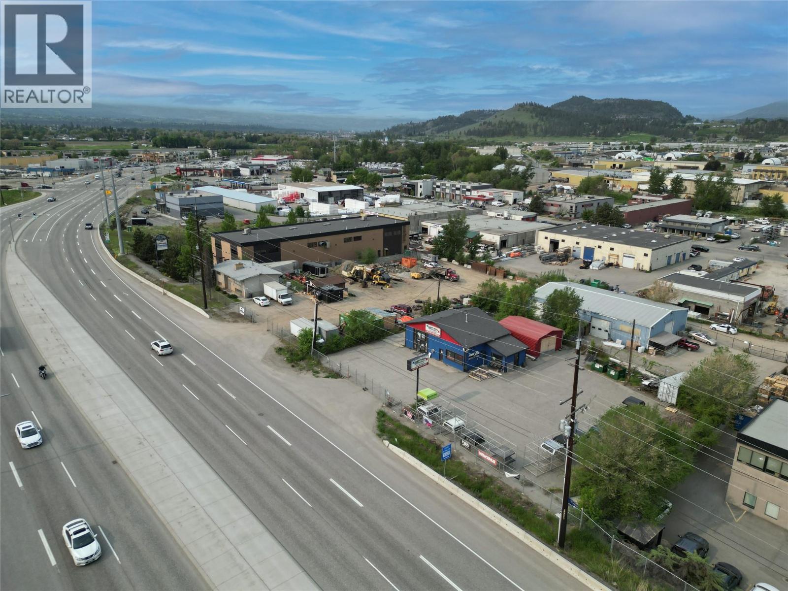 4042 97 Highway Property Photo 11