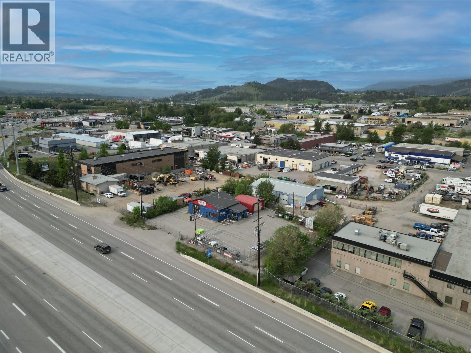 4042 97 Highway Property Photo 12