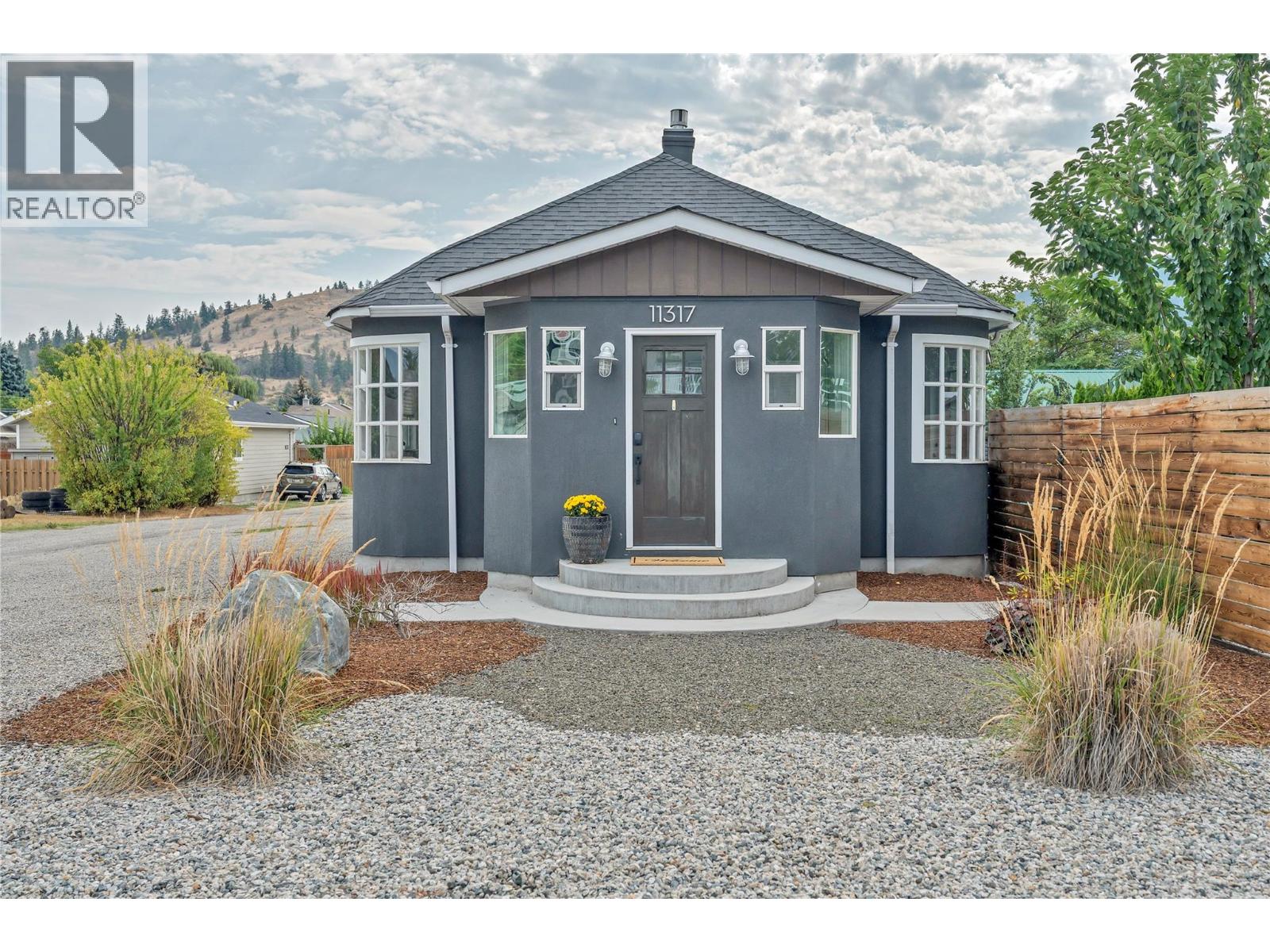 11317 Prairie Valley Road Property Photo 1