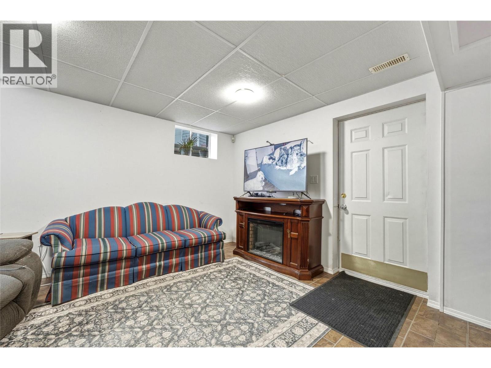 2419 Bradley Drive Property Photo 27