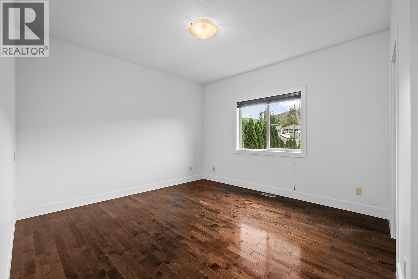 541 Quartz Crescent Property Photo 38