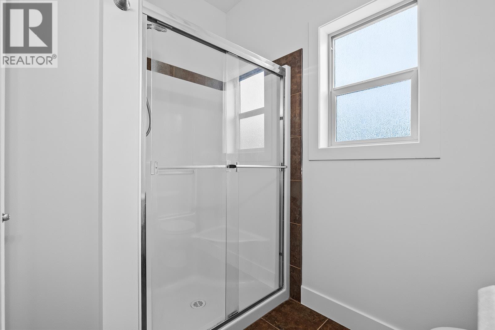 541 Quartz Crescent Property Photo 43
