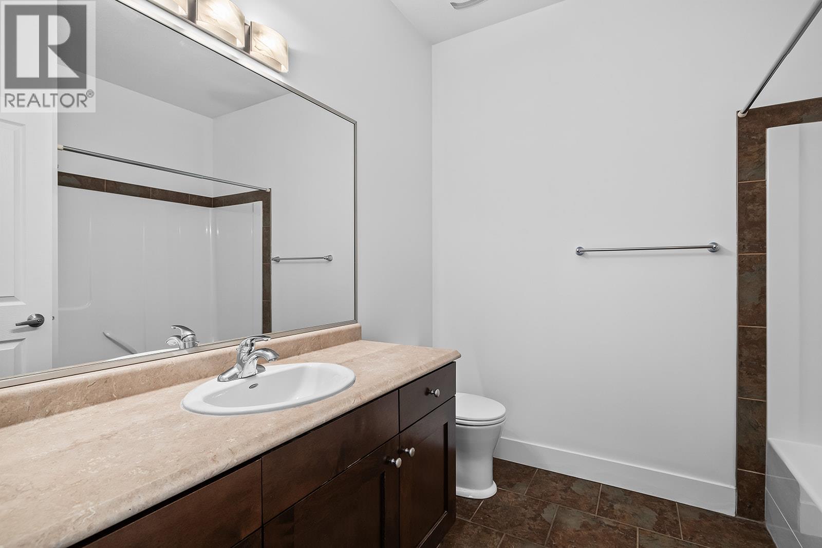 541 Quartz Crescent Property Photo 47