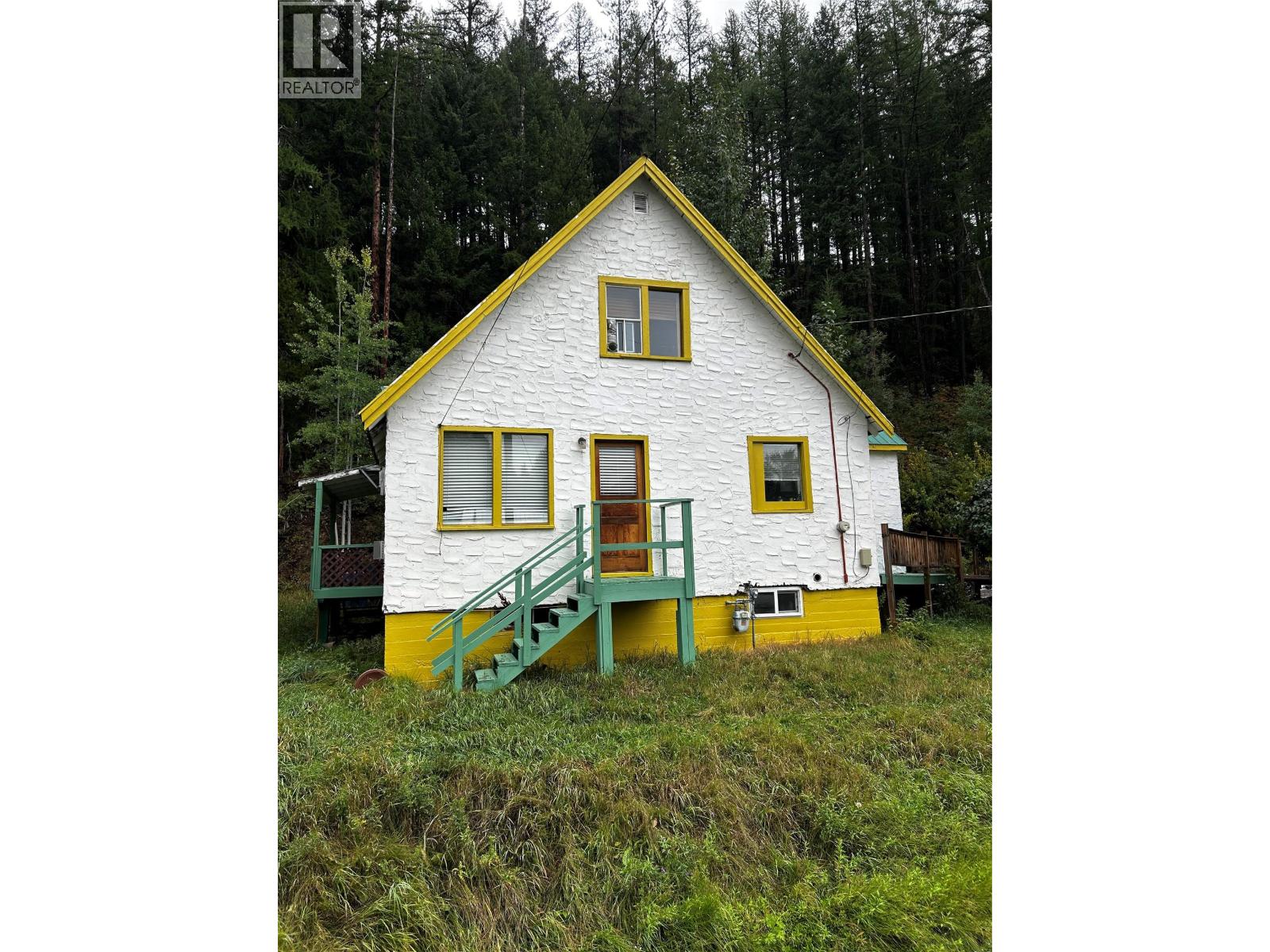 32 Waldie Road Property Photo 2