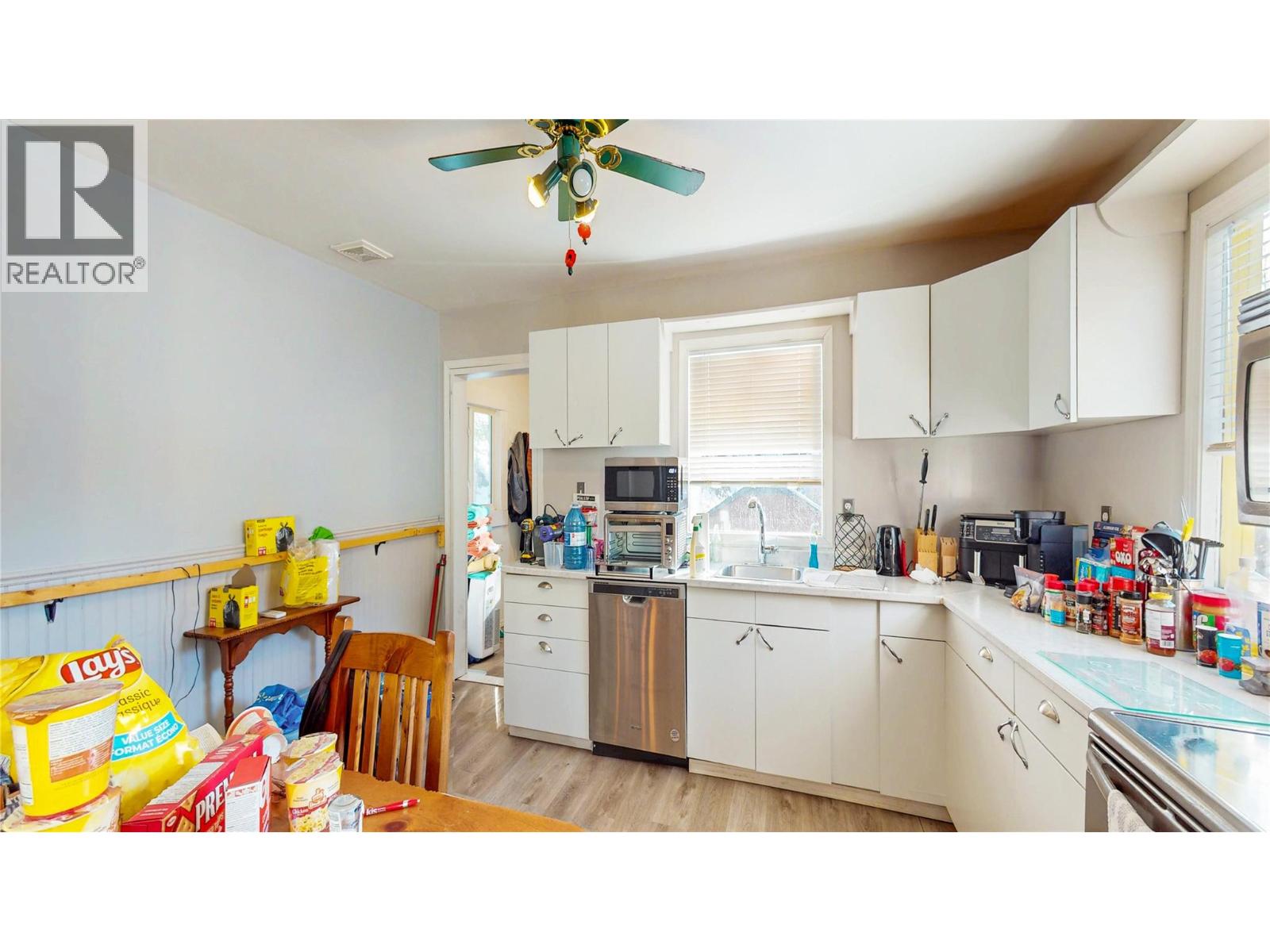 32 Waldie Road Property Photo 11