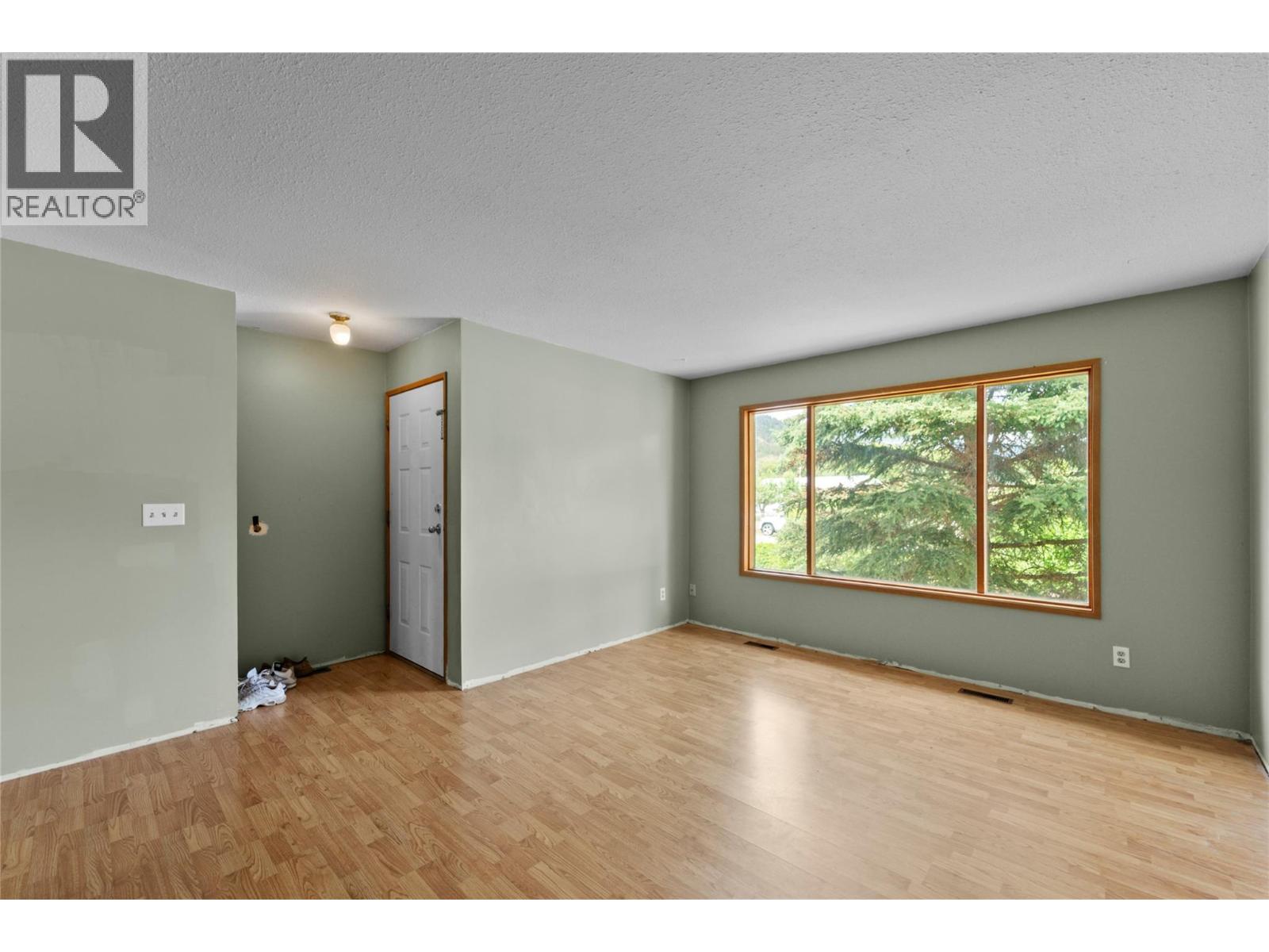 462 Dodding Avenue Property Photo 6
