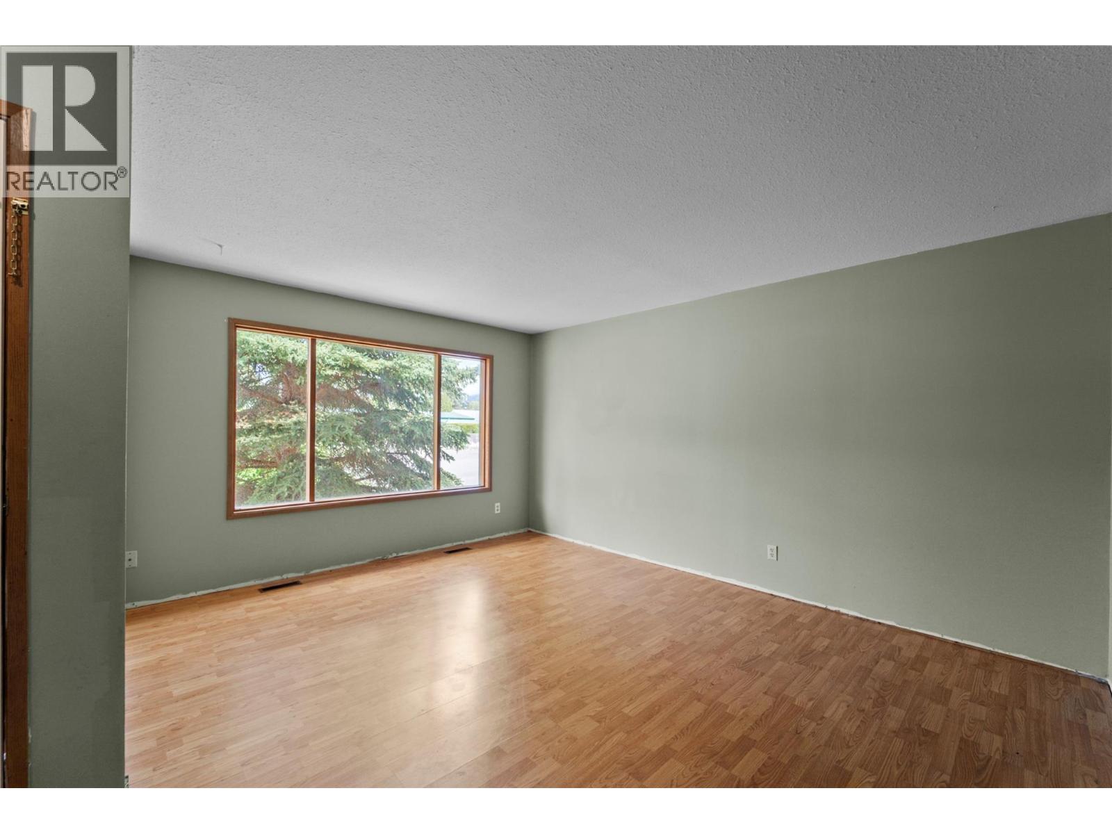 462 Dodding Avenue Property Photo 8