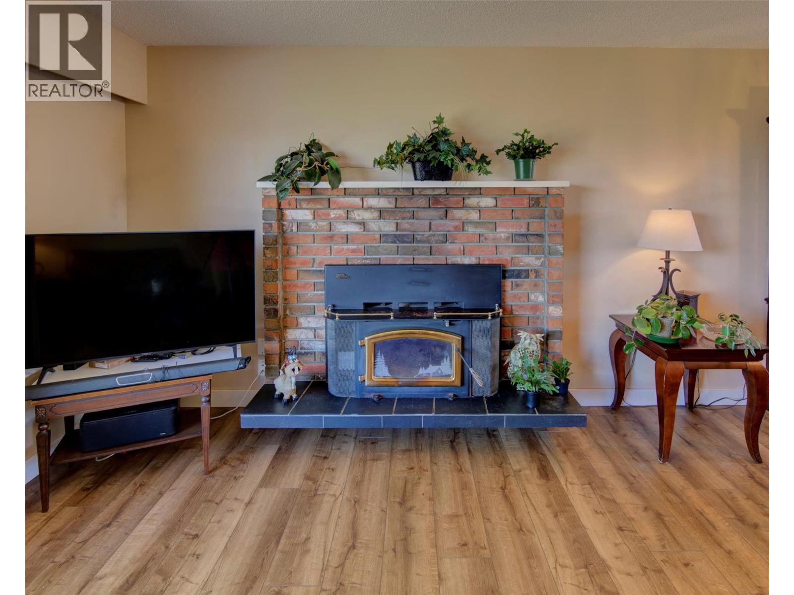 5894 Dedecker West Road Property Photo 7