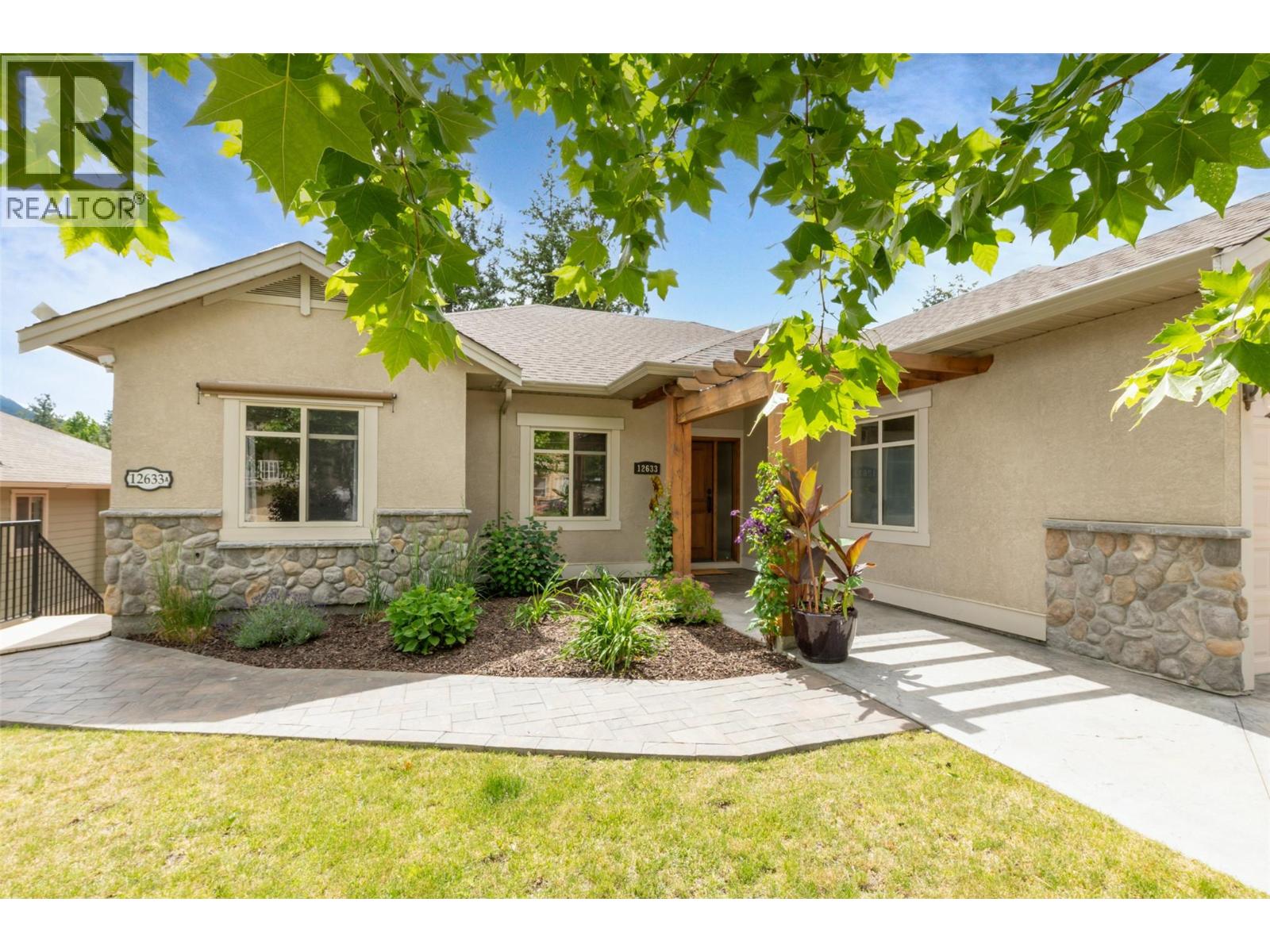 12633 Driftwood Court Property Photo 1