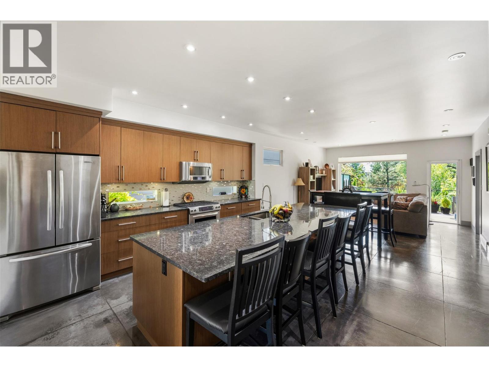 729 Creekside Road Property Photo 13