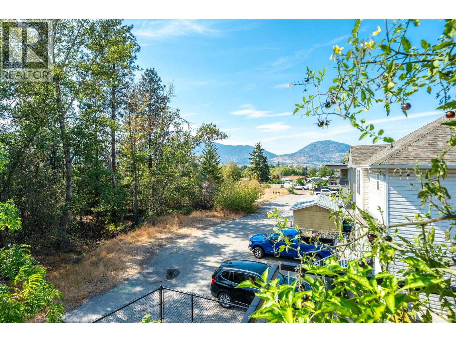 729 Creekside Road Property Photo 32