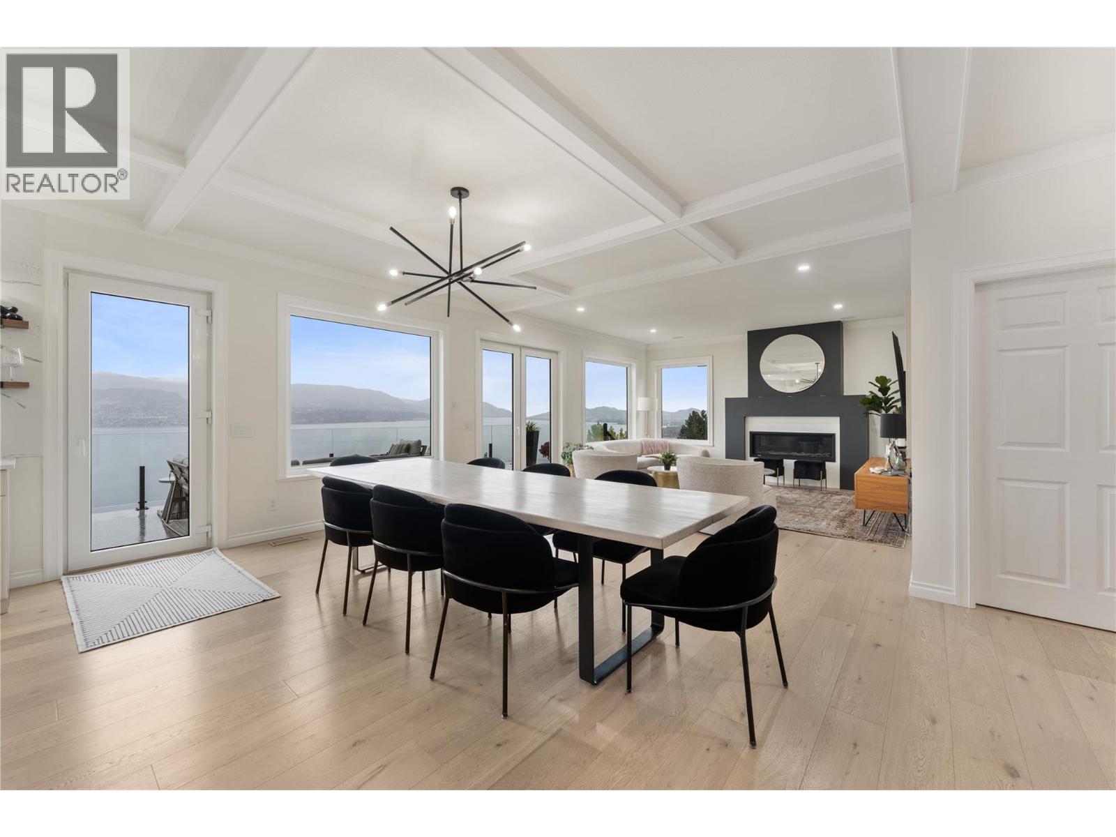 408 Okaview Road Property Photo 10