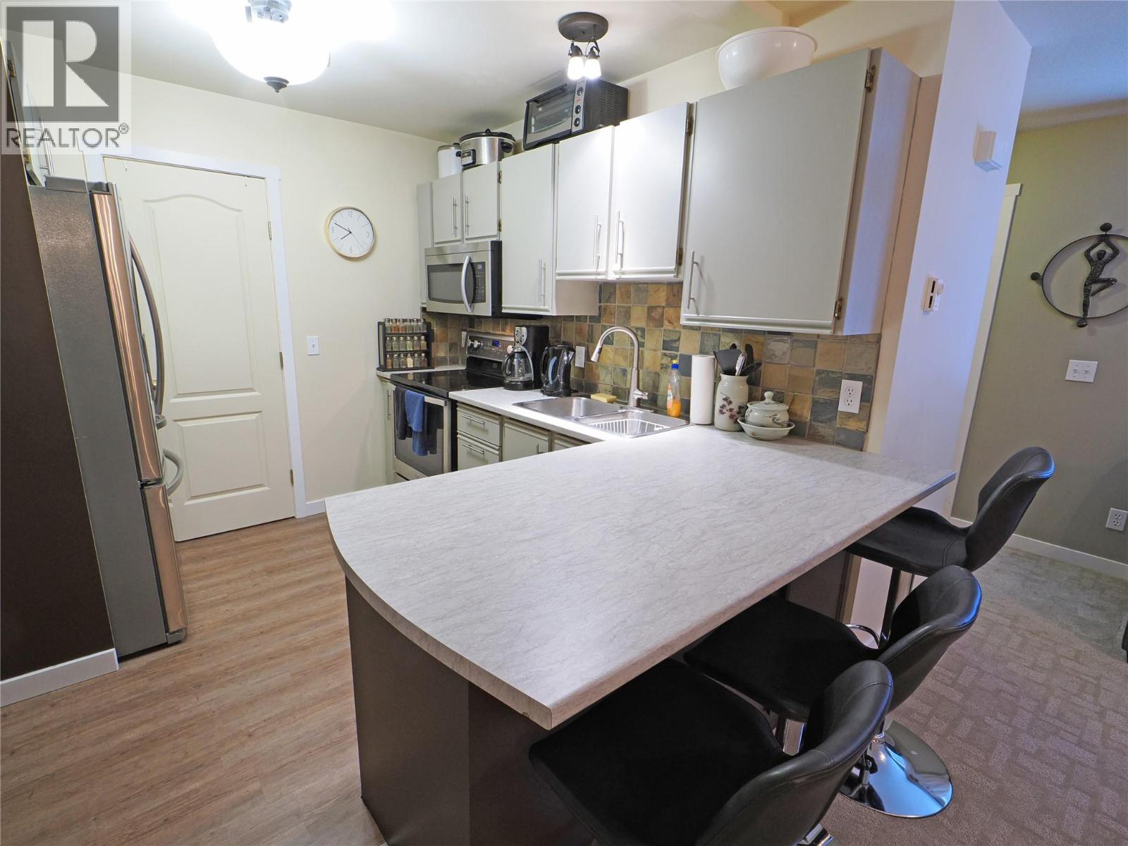 4890d Snowpines Road Property Photo 2