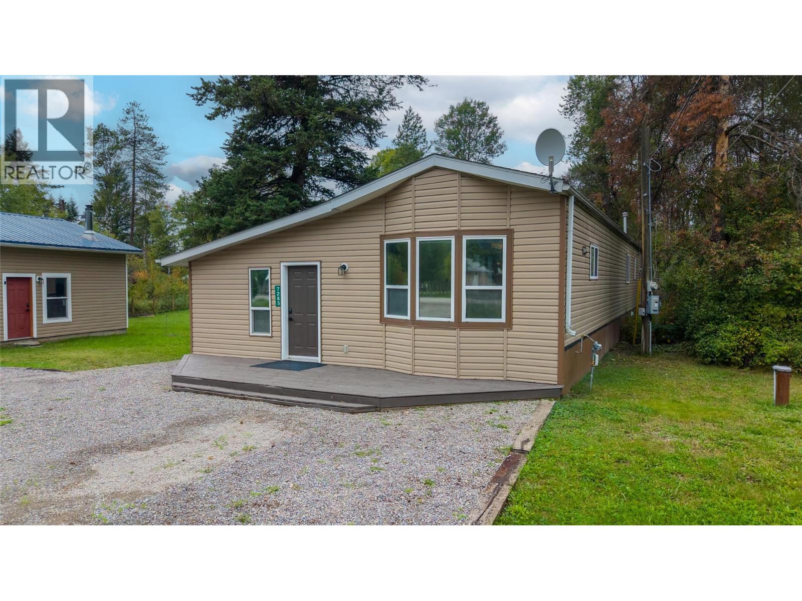7285 Jaffray Village Loop Road Property Photo 34