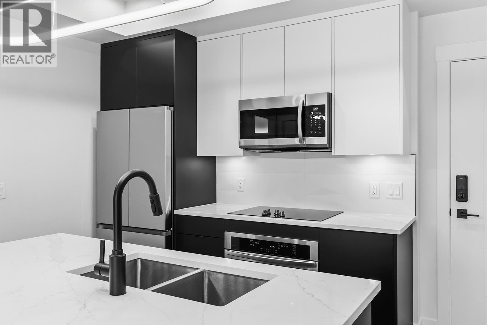 1280 Sutherland Avenue Unit# 404 Property Photo 6