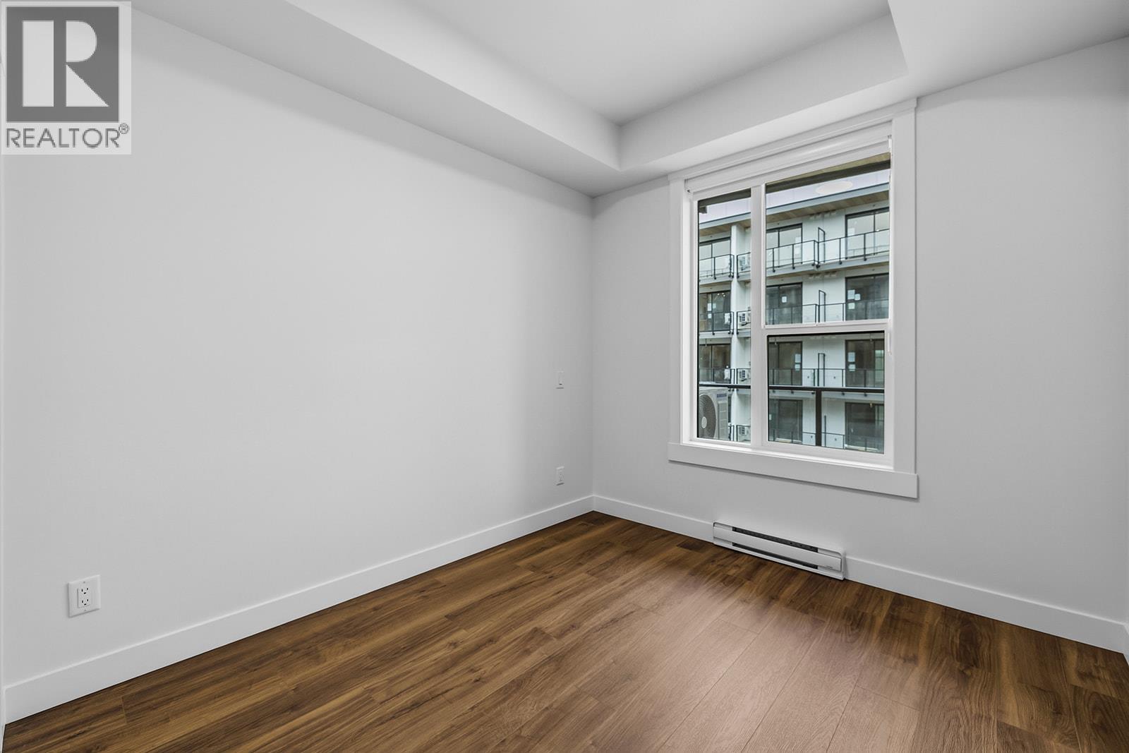 1280 Sutherland Avenue Unit# 404 Property Photo 19