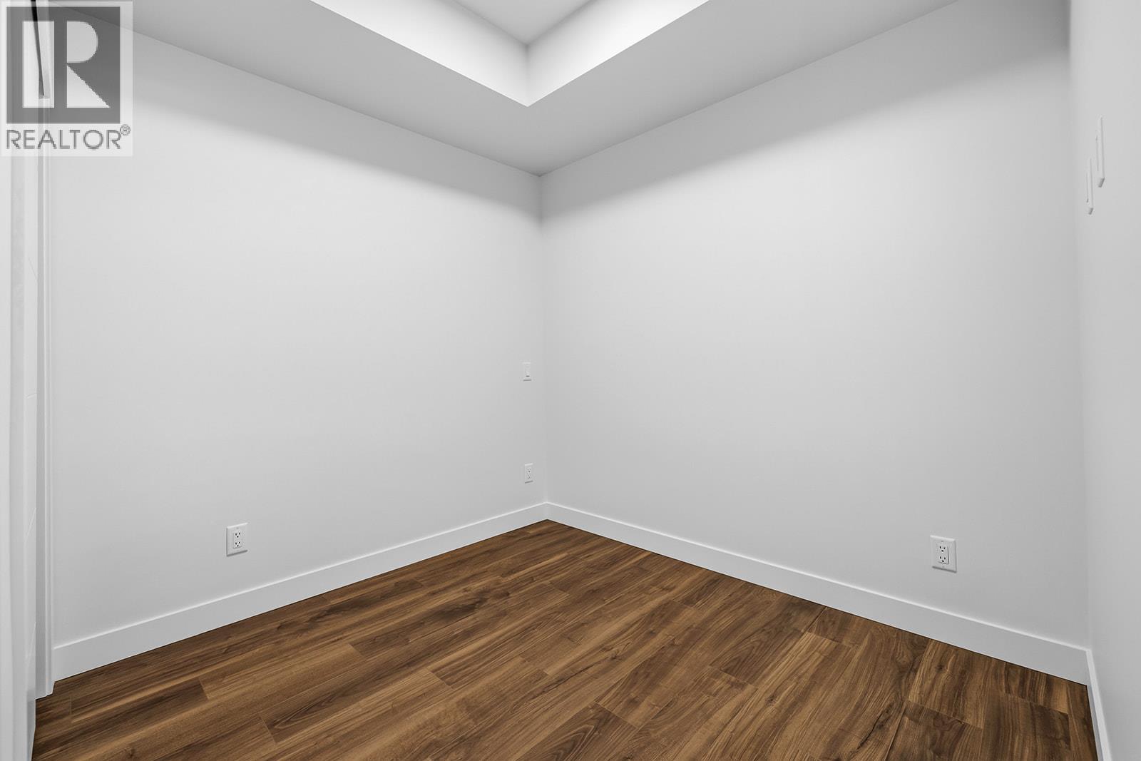 1280 Sutherland Avenue Unit# 404 Property Photo 21