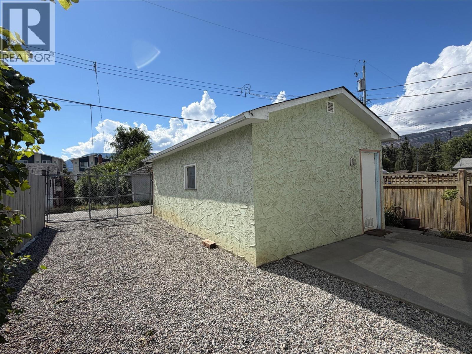 750 Revelstoke Avenue Property Photo 16