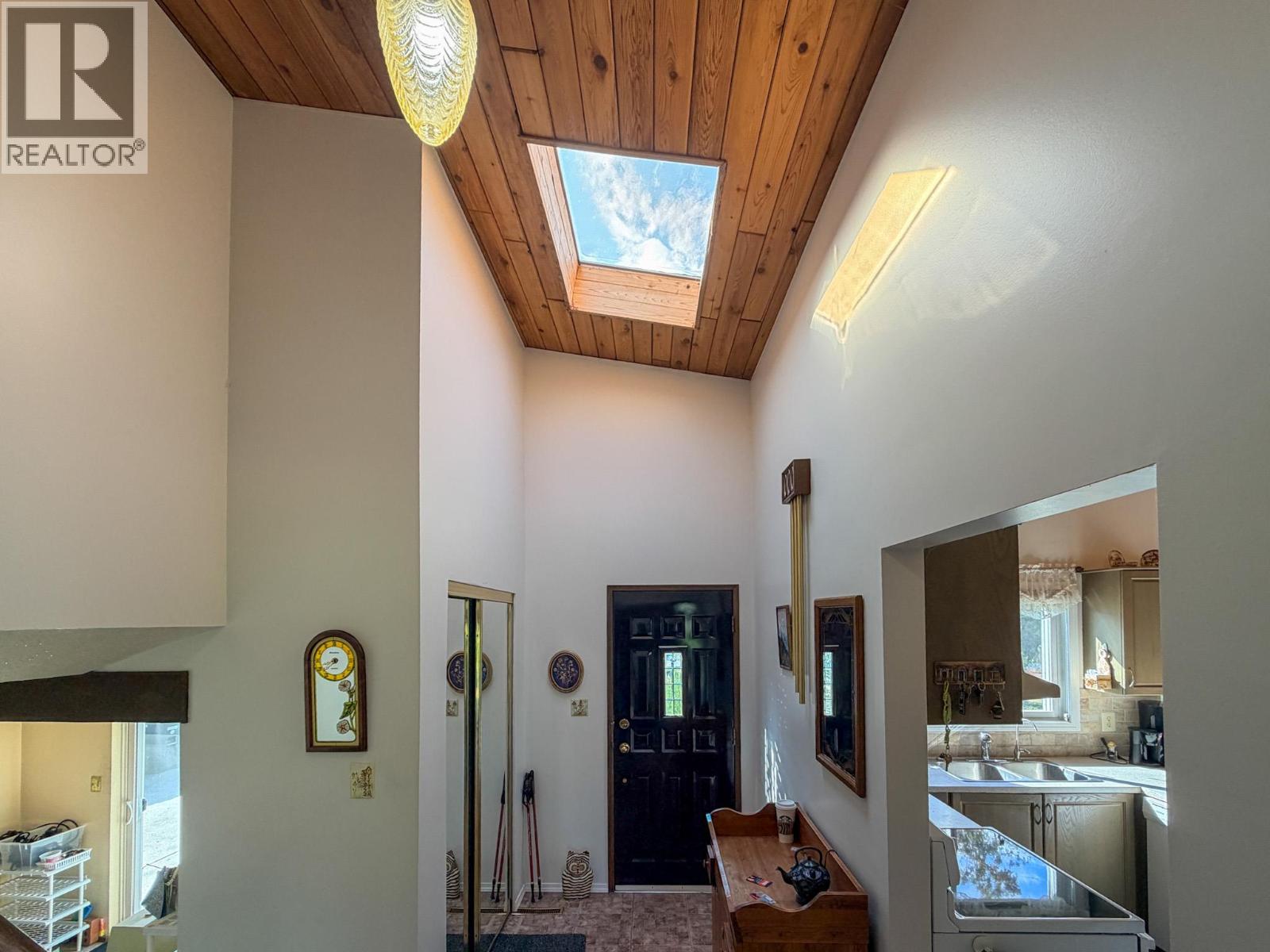5 Killdeer Place Property Photo 3