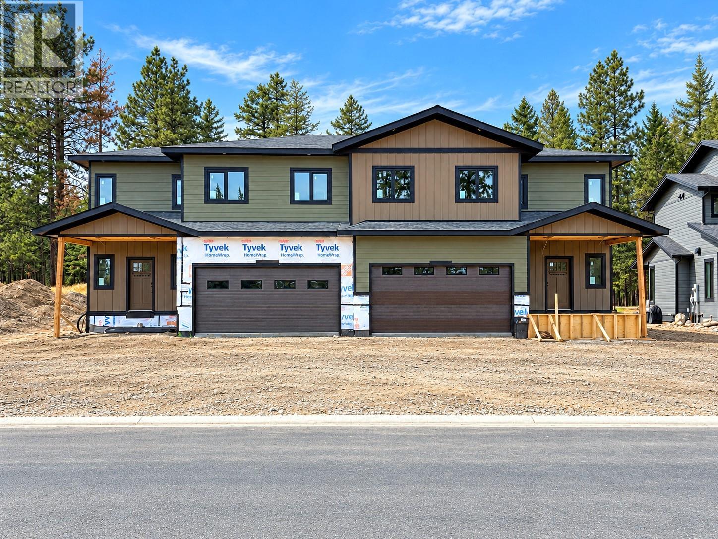 421 Wildstone Close N Unit# 4 Property Photo 1
