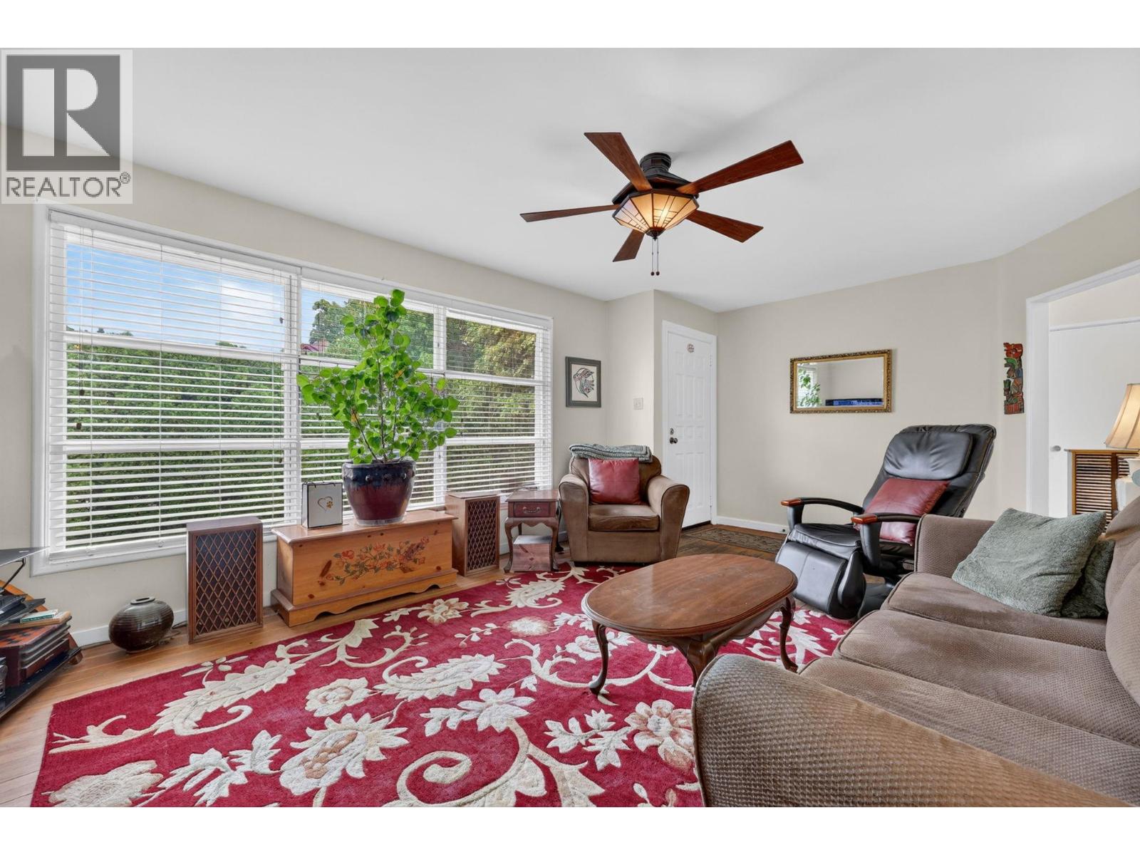 471 Cadder Avenue Property Photo 5