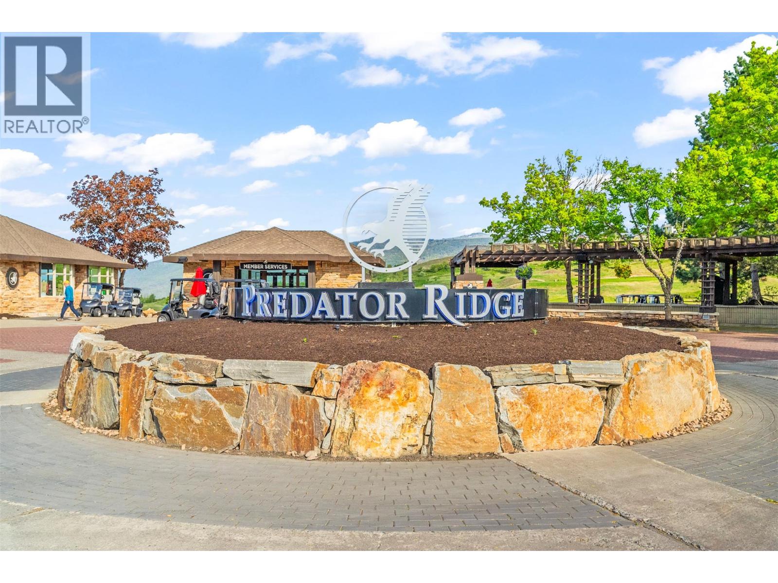501 Vardon Lane Property Photo 17