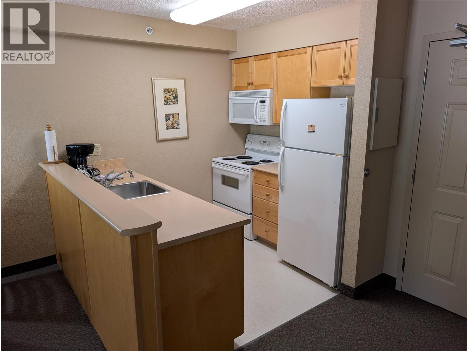 500 Stemwinder Drive Unit# 407 Property Photo 4