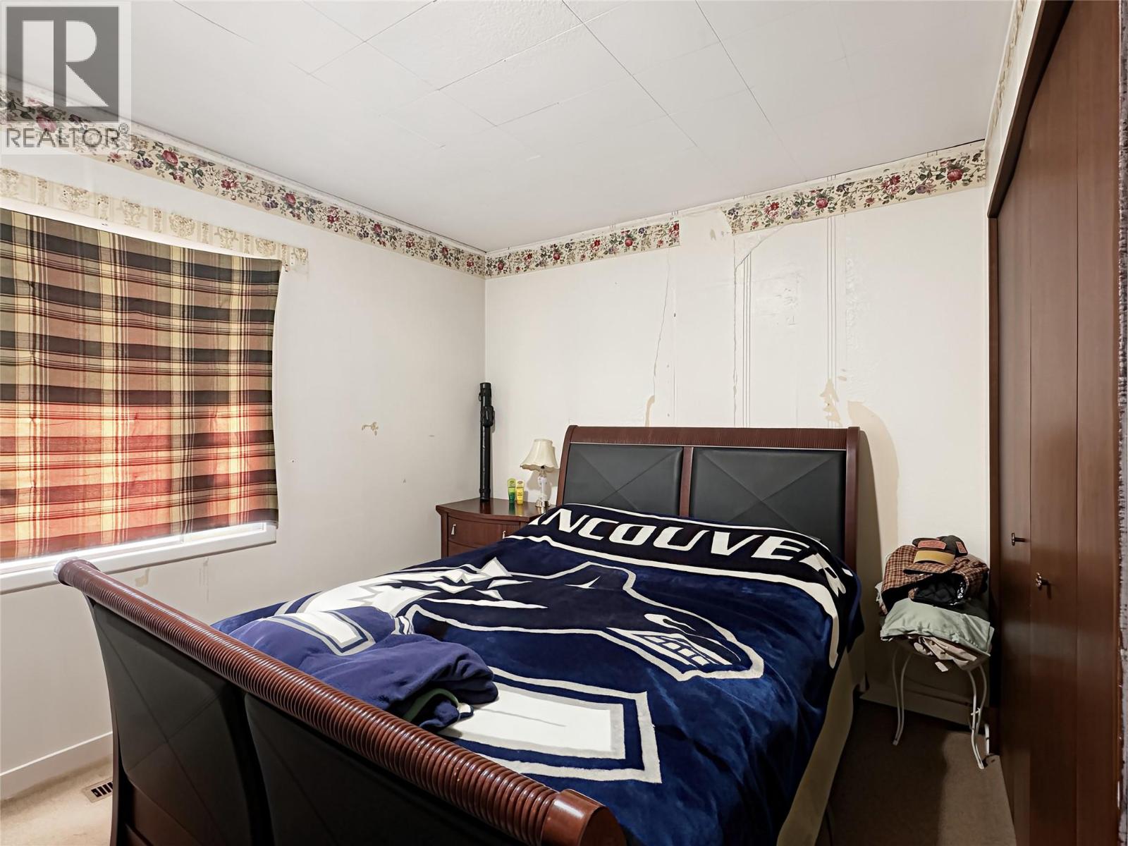 5952 Okanagan Street Property Photo 12
