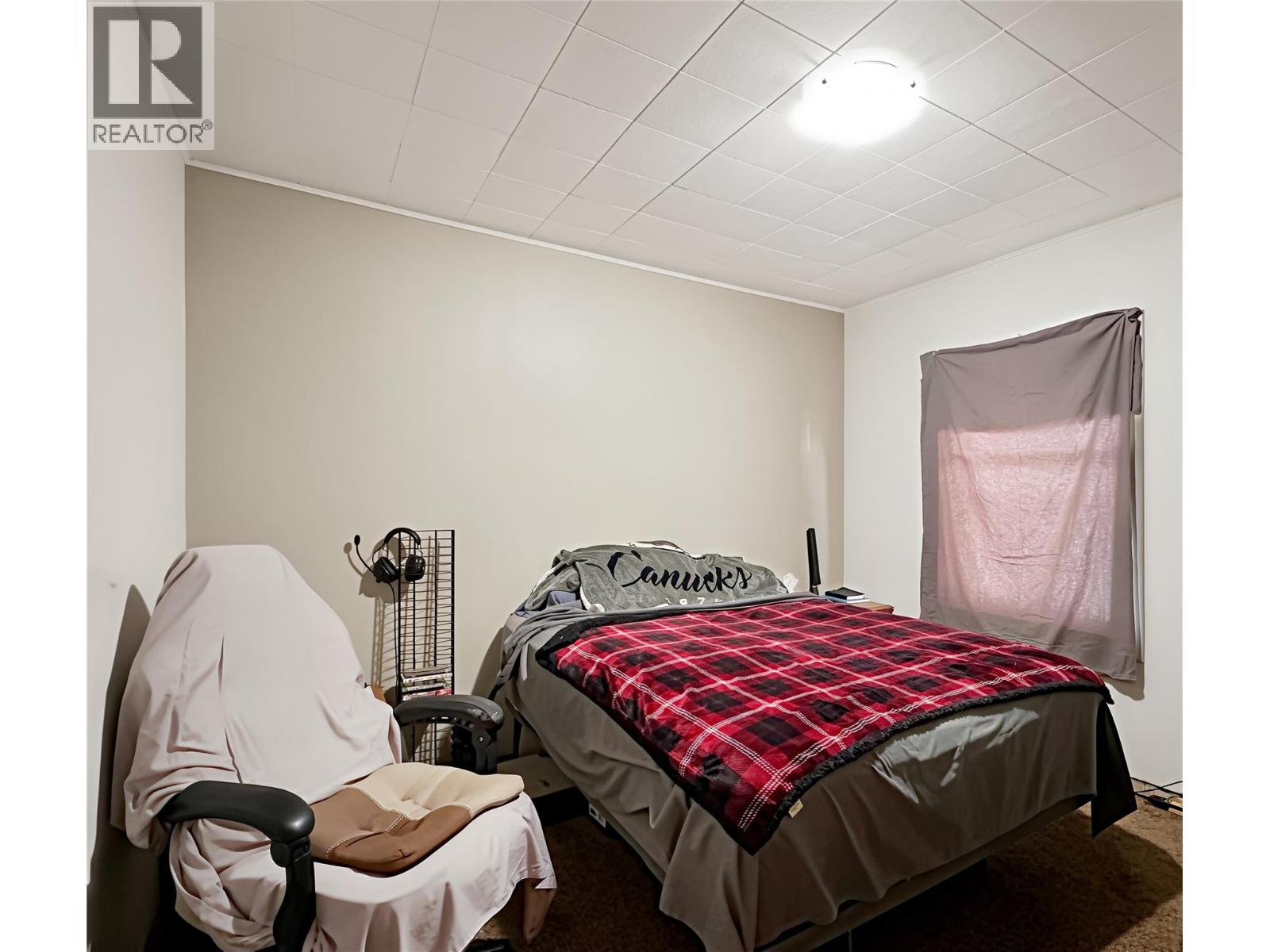 5952 Okanagan Street Property Photo 14