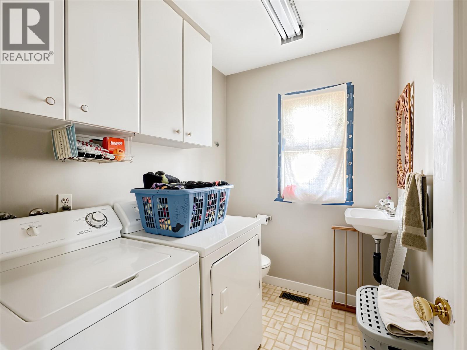 5952 Okanagan Street Property Photo 16