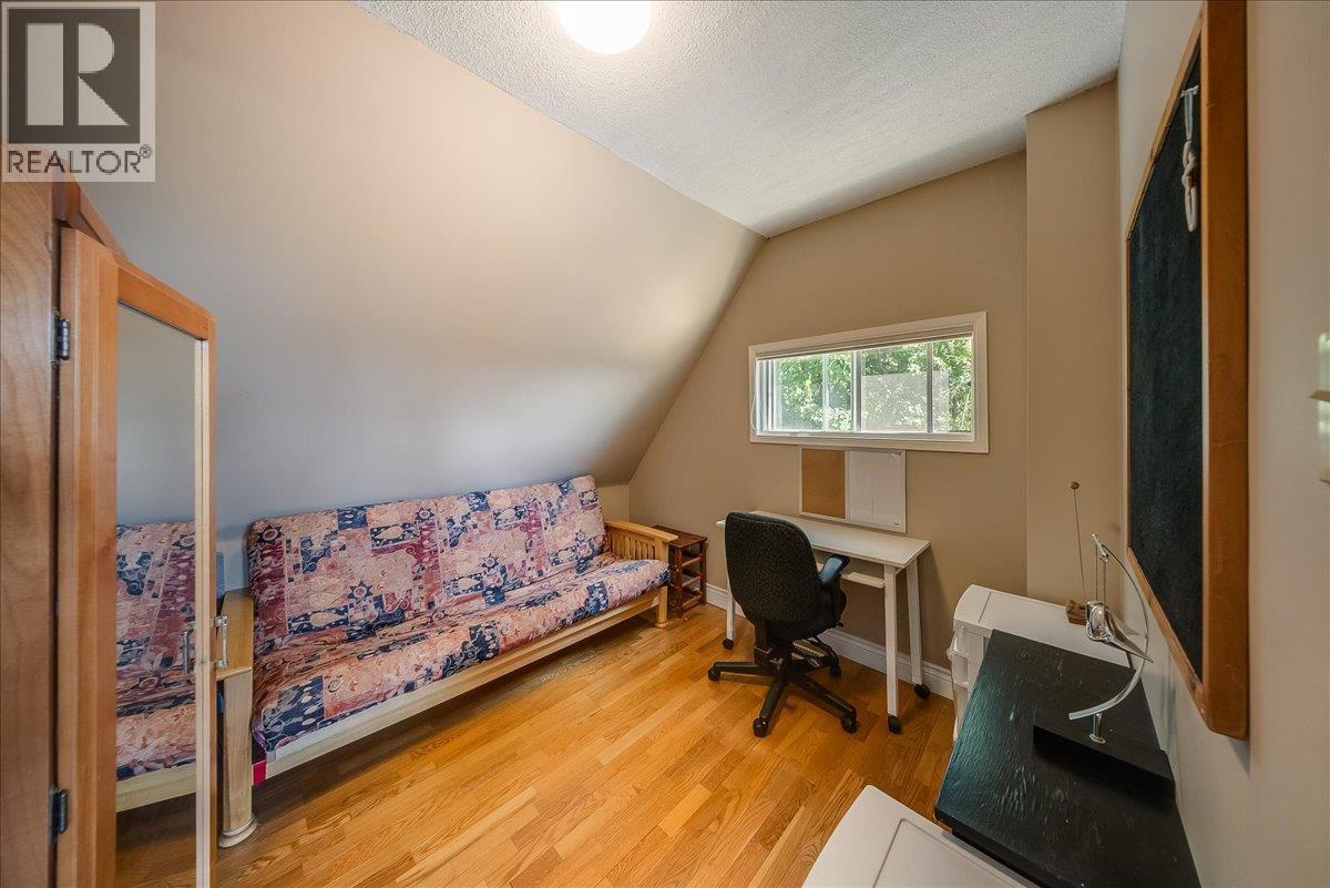 2390 Mcleod Avenue Property Photo 32
