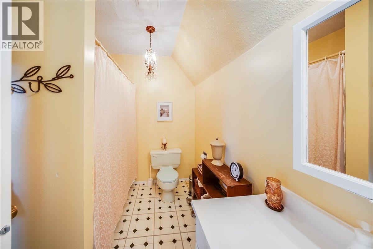 2390 Mcleod Avenue Property Photo 37