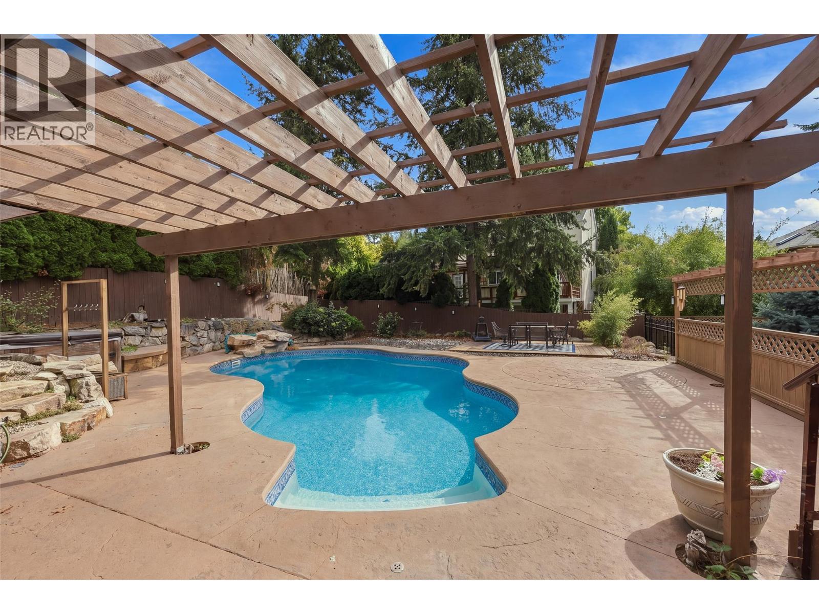 145 Magic Drive Property Photo 40