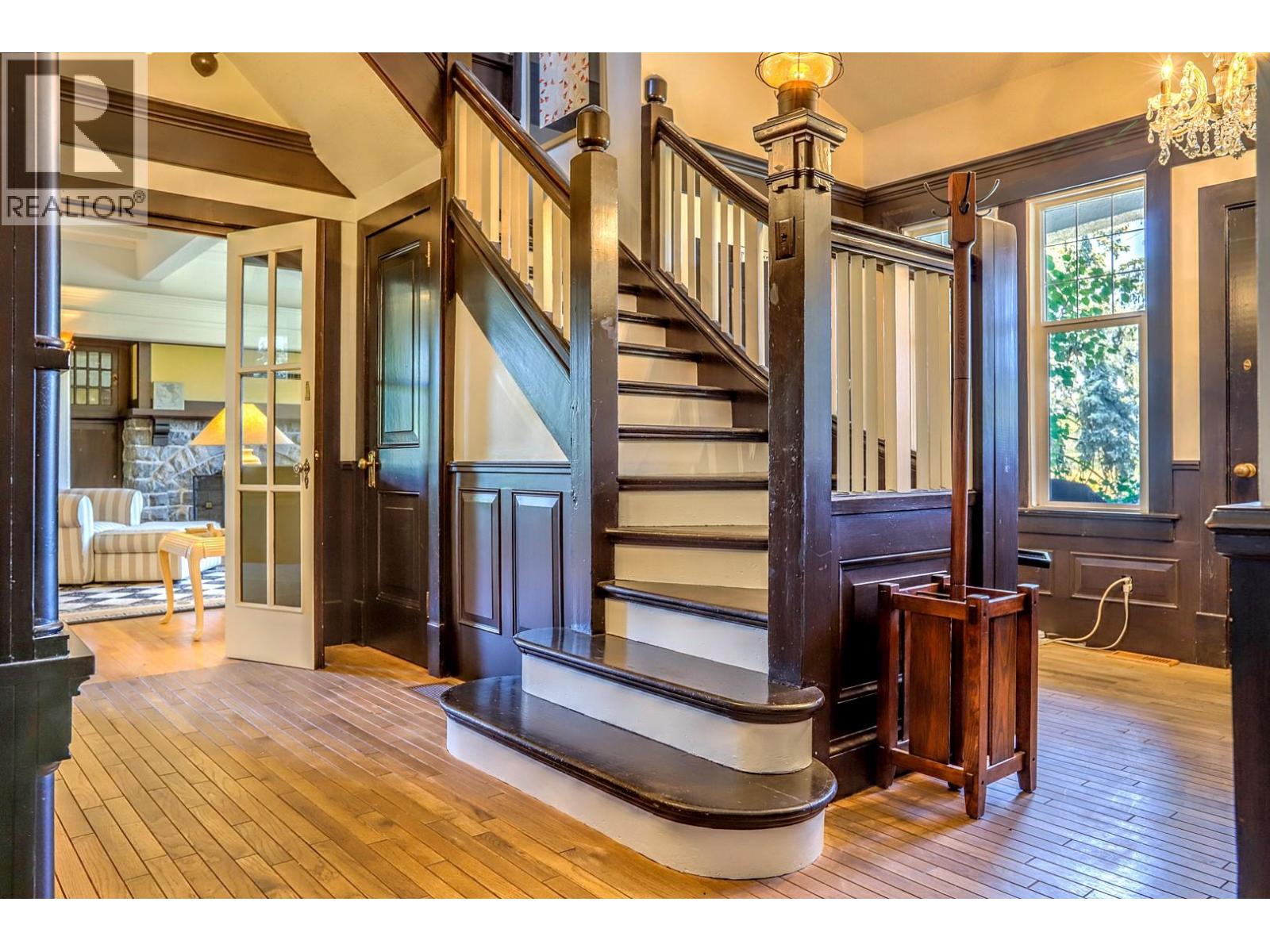 5482 Silver Star Road Property Photo 34