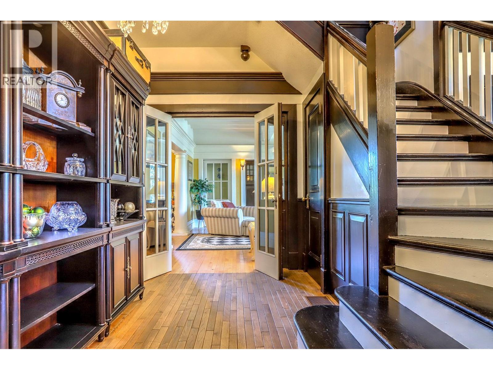 5482 Silver Star Road Property Photo 36