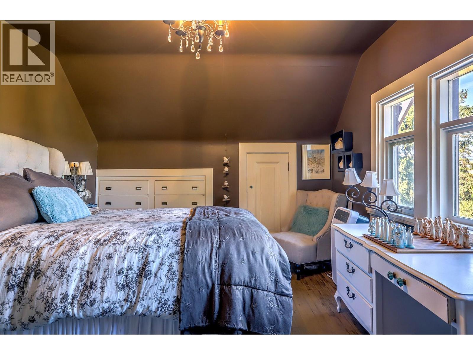 5482 Silver Star Road Property Photo 51