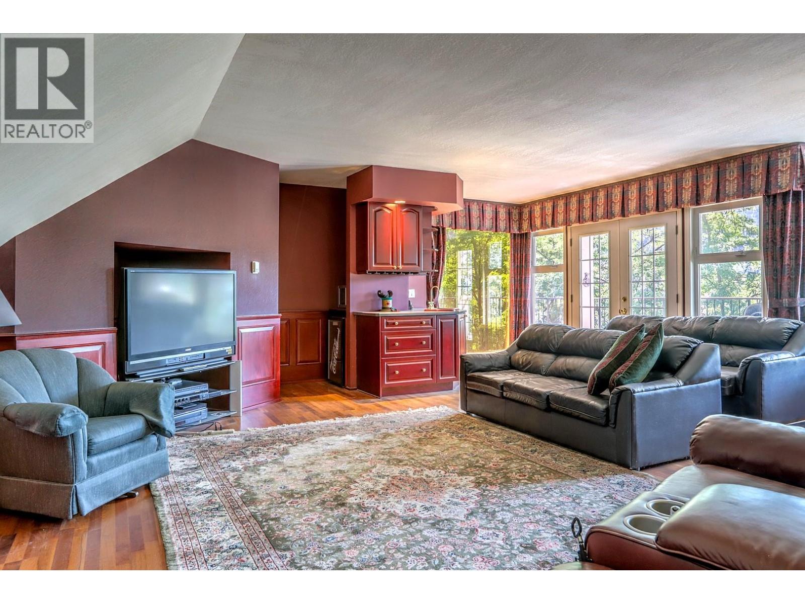 5482 Silver Star Road Property Photo 58